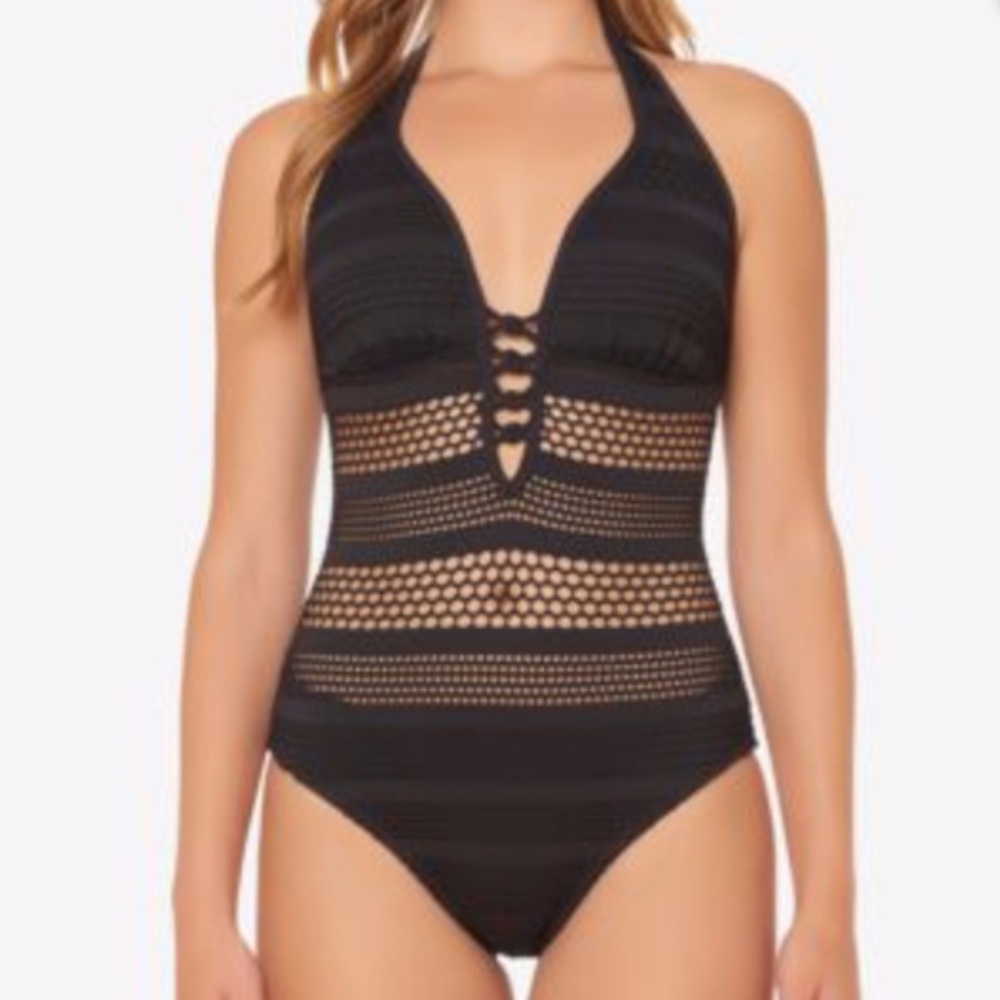 Bleu by Rod Beattie Crochet Illusion Halter one piece swimsuit. Size 8 EUC